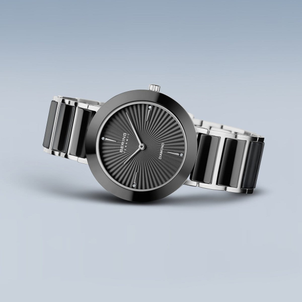 Bering Dameur Ceramic Sort m/LAB GROWN DIAMOND 11435-702