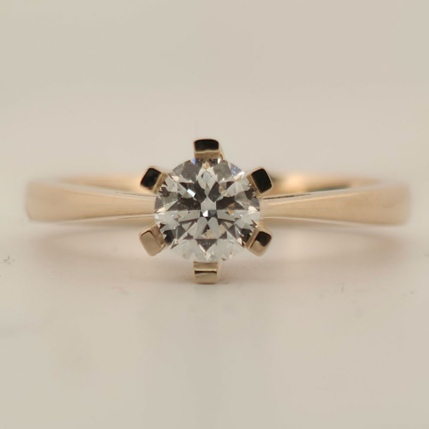 14KT.RING 0,30 TW.VS