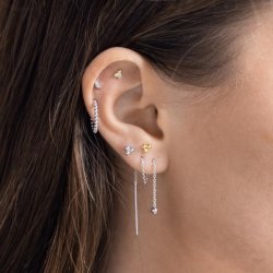 14 Kt Labret Piercing m/3Kugler 3140025