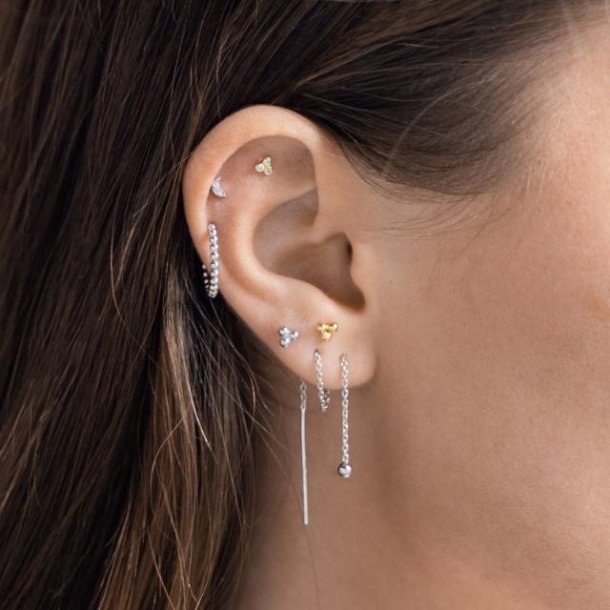 14 Kt Labret Piercing m/3Kugler 3140025