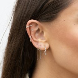 14 Kt Labret Piercing m/3Kugler 3140025