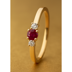 14 kt. guldring med rubin og diamanter  eksklusiv rubinring til hende