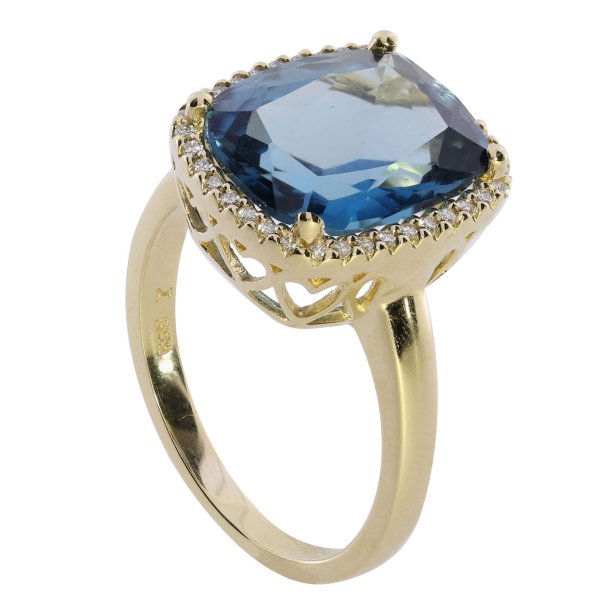 14kt Ring m/0.115ct G/Si Brillanter og 5.85ct London Blue Topas