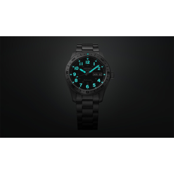 Seiko 5 Sports Field Series Herreur m/Sort Skive HDB006K1