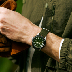 Seiko 5 Sports Field Series Herreur Gr�n HDB008K1