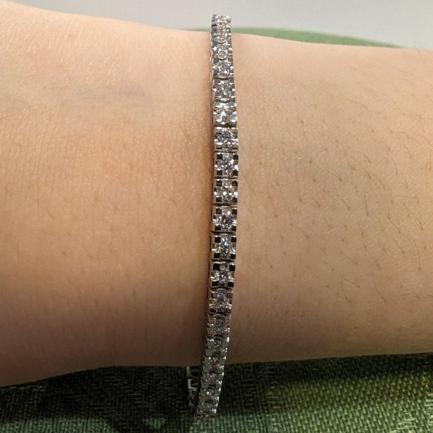 18 Kt Hvidguld Tennis Armbnd m/2,03 ct TW/SI