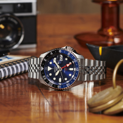 Seiko 5 GMT Special Edition SSK003K1