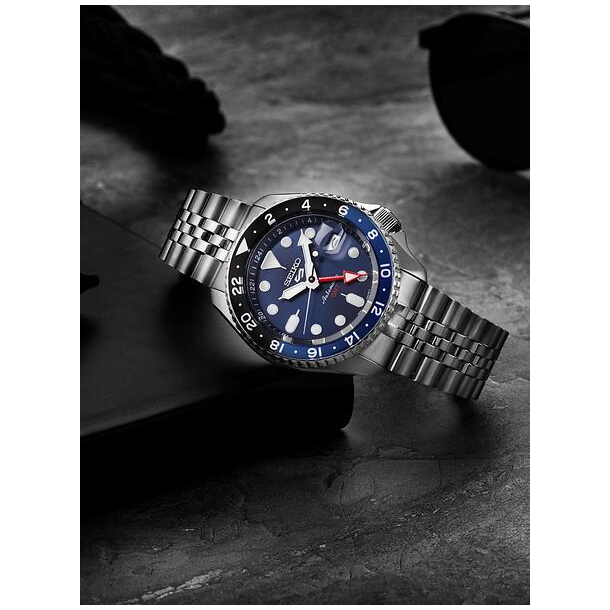 Seiko 5 GMT Special Edition SSK003K1